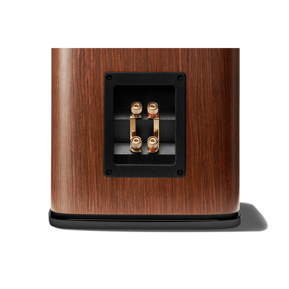 JBL HDI-1600-WAL 2-Way Bookshelf Loudspeaker - Walnut (PAIR)